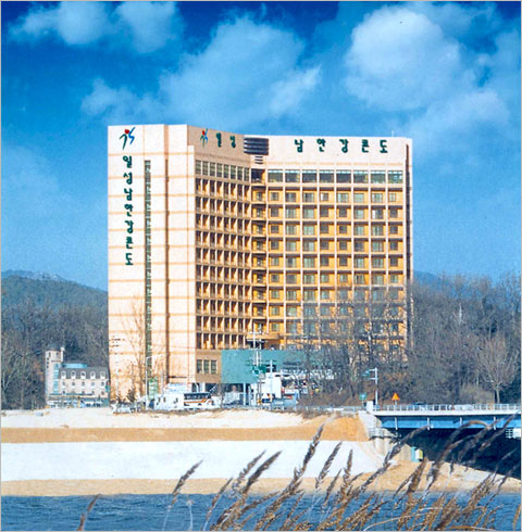 [여주] 남한강 일성콘도 리조트 룸+숲을그리다 커피2인